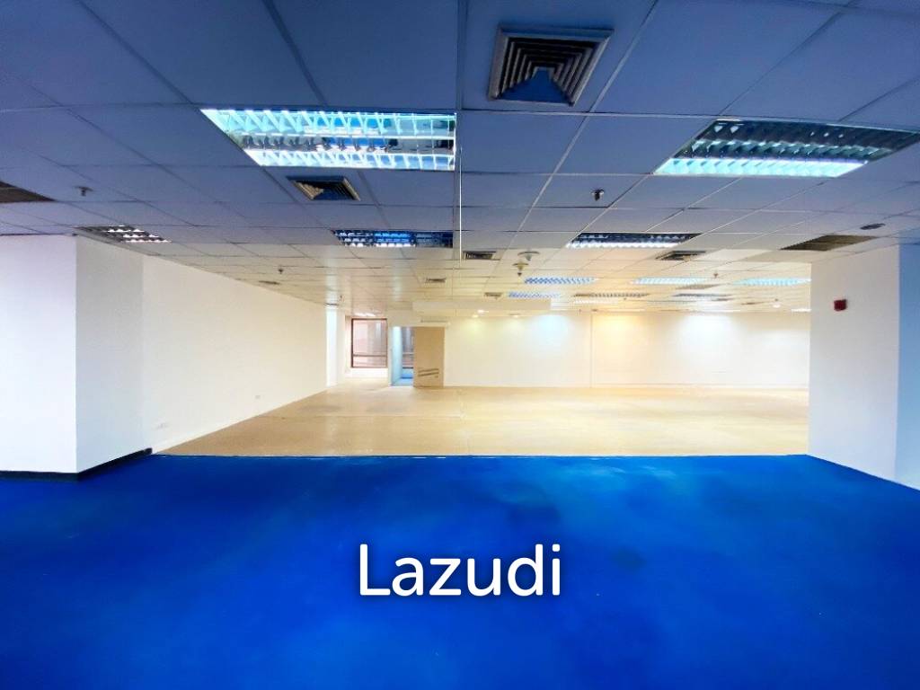 picture Prime Office Space for Rent: Spacious 345 sqm at Phaholyothin Place - 3/9