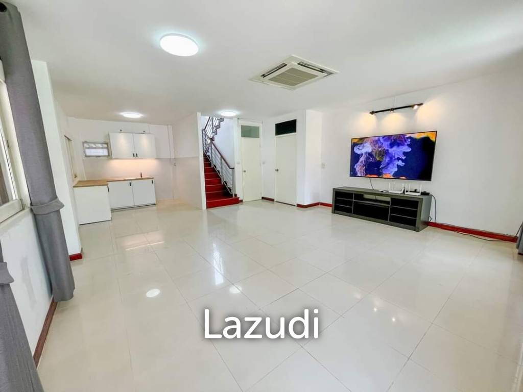 picture Luxury Home Office for rent in Ramintra (100m. From BTS) - 2/13