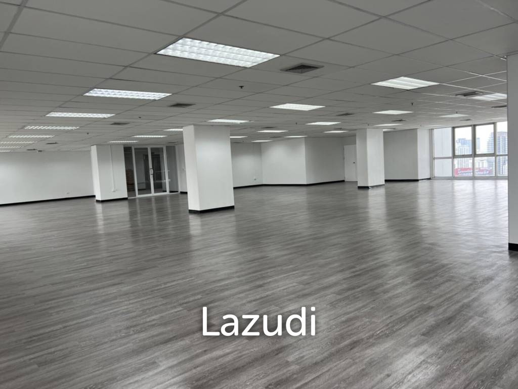 picture Ultra Luxury Office Space for Rent in Watthana Bangkok - 4/8