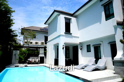 Houses for rent Srinakarin-Romklao Road : 5 bed 6 bath 449 SQ.M for rent with private pool
