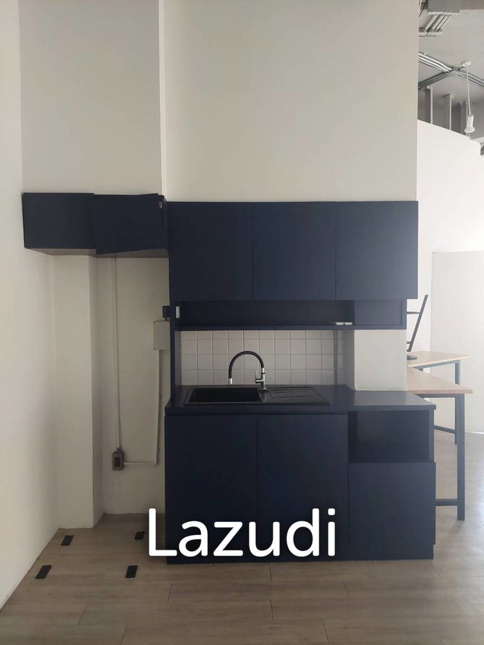 รูป Ultra Luxury Office Space for rent in Phrakhanong - รูปที่ 3/7