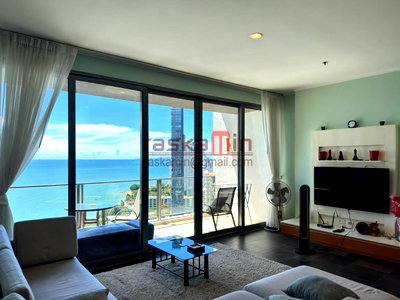 Condos for sale : 🌴 Beachfront Condo with Foreign Quota in Prime Wongamat Area