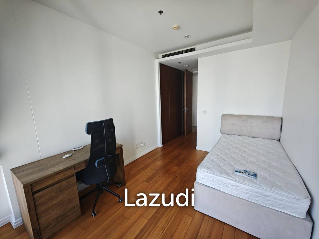 รูป 137 sqm river view 2 bedroom condo at The River Khlong San Bangkok - รูปที่ 17/23