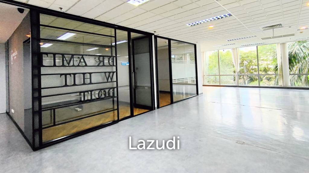 รูป 301 SQ.M Office space for rent in Pathumwan - รูปที่ 9/9