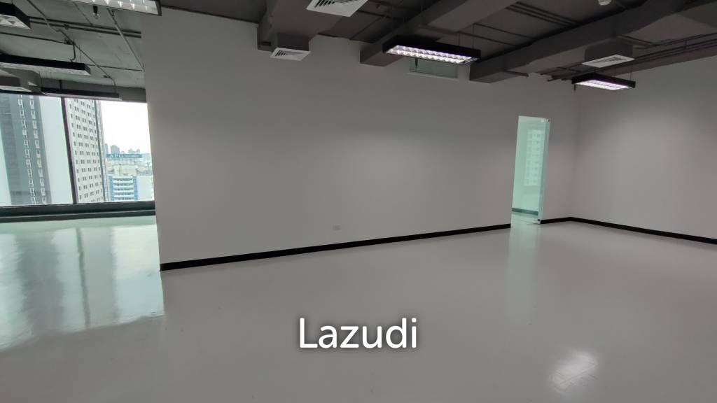picture Office Space for rent in Rama9 - 3/5
