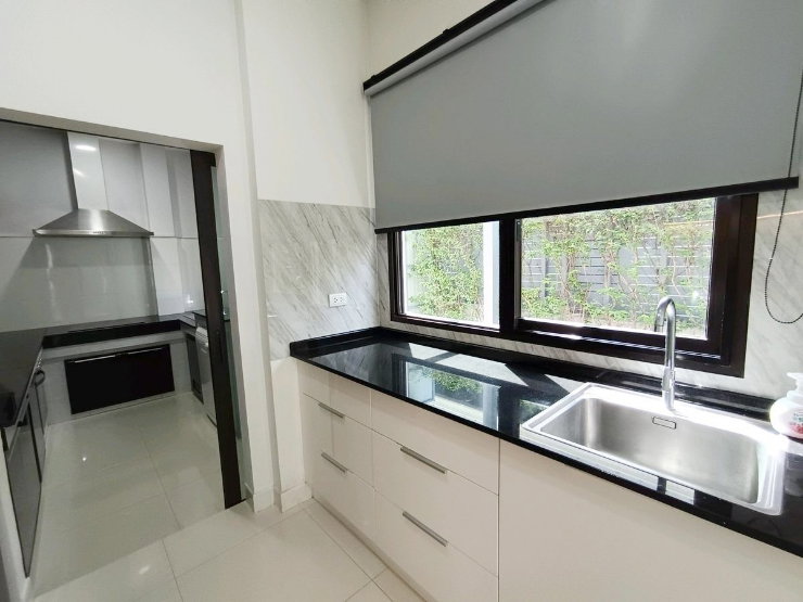 รูป 4นอน 4น้ำ และ ห้องแม่บ้าน เดอะซิตี้บางนา กม7, 101ตรวา - รูปที่ 10/47