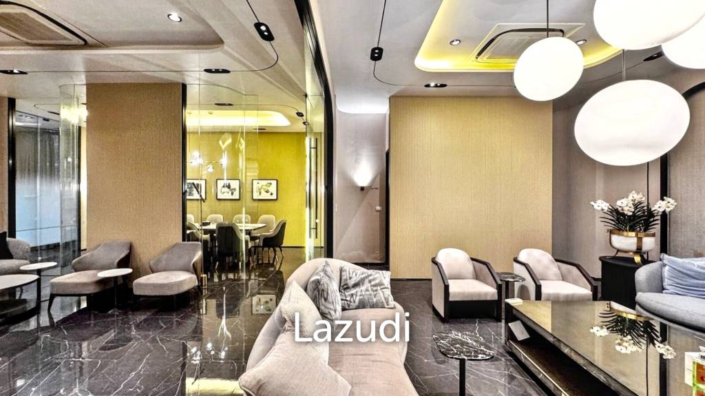 picture Luxurious Office for Rent in Khlong Toei Nuea - 5/16