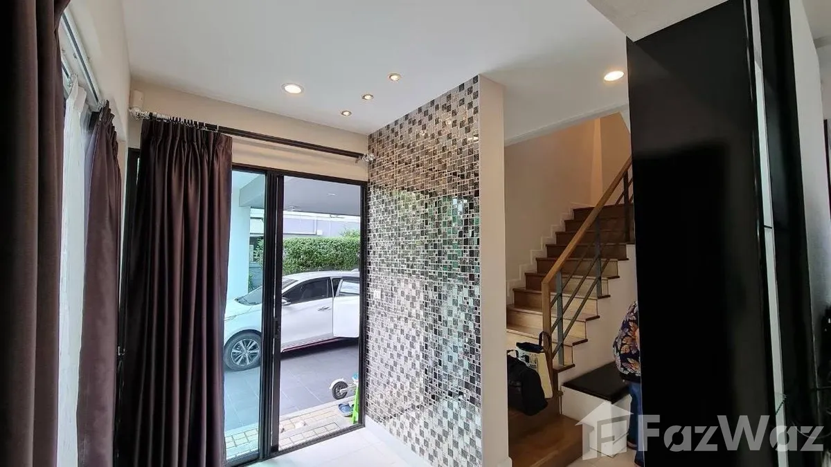 รูป ขาย บ้านเดี่ยว 6 ห้องนอน ในโครงการ บ้านลุมพินี สวนหลวง ร.9 6262717 - รูปที่ 4/32