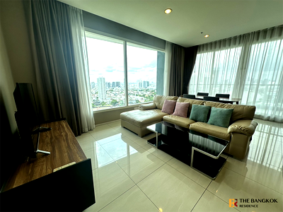 Condos for rent : Menam Residences Exclusive Unit from Top Brands
