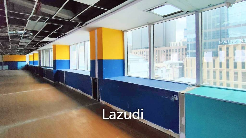 picture Office space for rent in Silom with covered way from BTS - 3/3