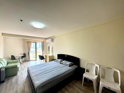 ขายคอนโด : 🔥ขาย Jomtien Beach Condo (RimHaad) จอมเทียน บีช คอนโด (ริมหาด) ✅ ทำเลดีใกล้หาด โควต้าต่างชาติ ห้องว่างพร้อมชม