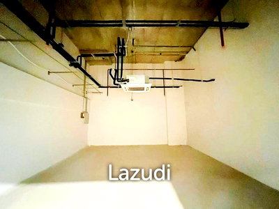 เช่าสำนักงาน ถนนรามคำแหง : Office Space 52 SQ.M for Rent in Rama 9