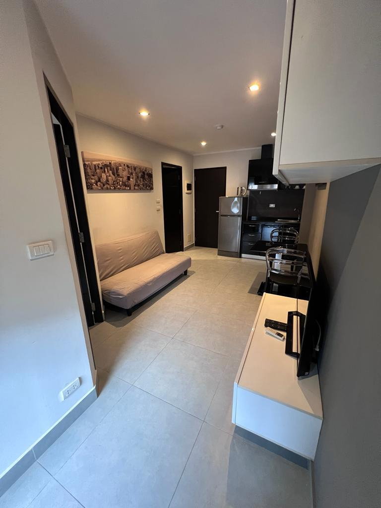 1BR Apartment 30 sqm at Noon Village Tower 1 Foreign Freehold
