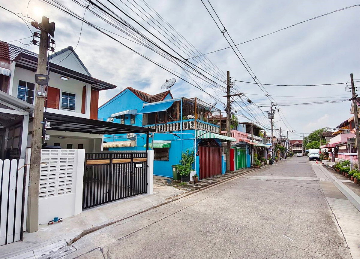 รูป บ้านสวย หลังริม  #หมู่บ้าน ระเบียงทอง 3  ถนนเทพรักษ์  สายไหม  ใกล้ บิ๊กซี สะพานใหม่ - รูปที่ 3/25