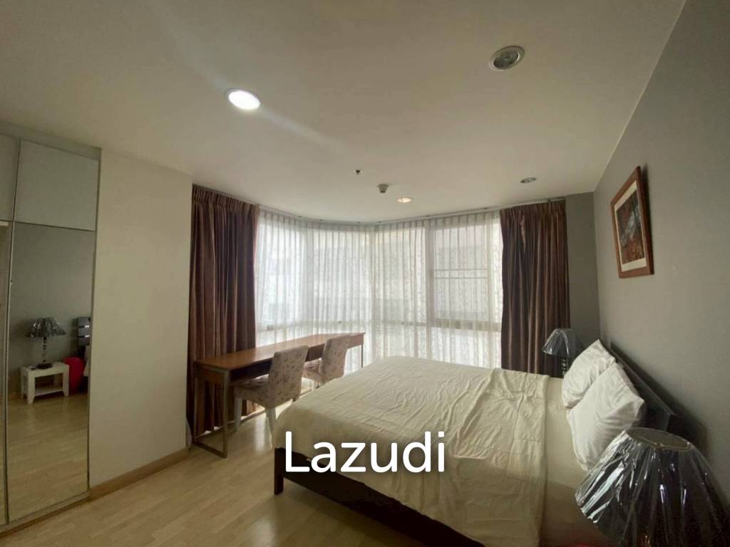 picture Luxury Condo in Khlong Tan Nuea with City Views - 4/8