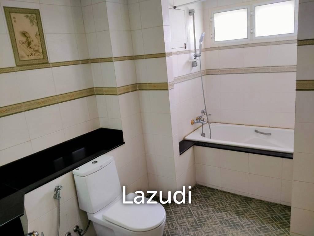 picture 2 Bed 3 Bath 240 Sqm Condo For Rent - 17/21