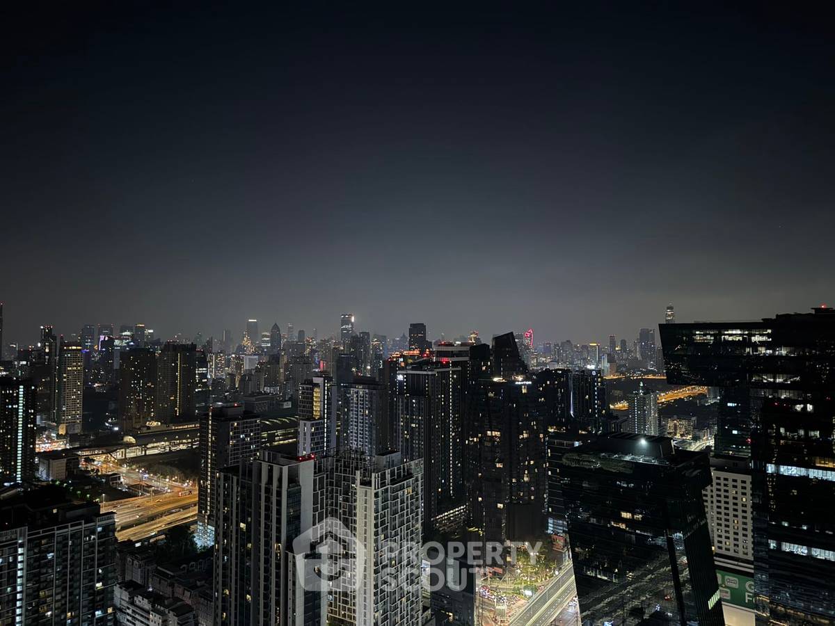 รูป คอนโด 2-ห้องนอน ที่ วันไนน์ไฟว์ อโศก - พระราม 9 ใกล้ MRT พระราม 9 (ID 2894726) - รูปที่ 13/13