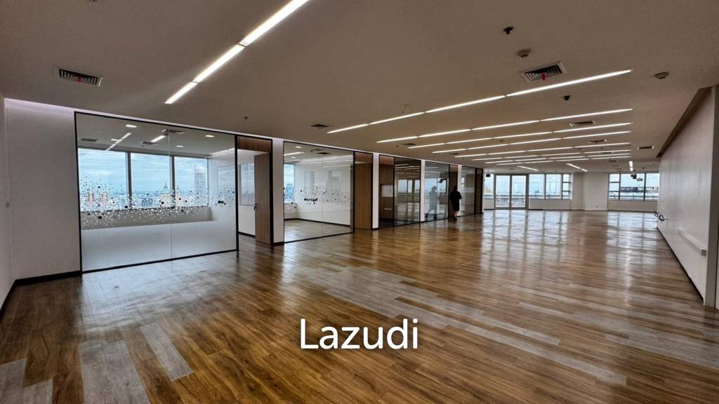 picture Spacious Office at All Seasons Place Bangkok - 16/20