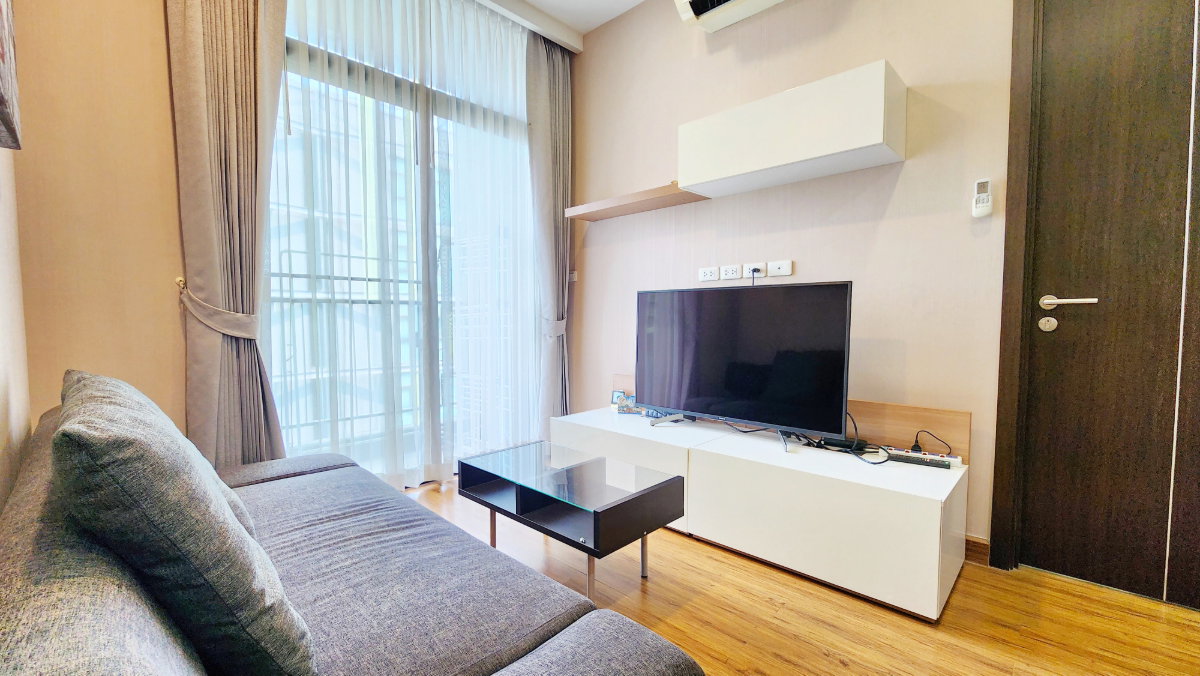 รูป ขายคอนโดหรูใจกลางเมืองเชียงใหม่ ใกล้ นิมมาน – MAYA – มช. Stylish Condo Chiang Mai (C554) T.0946511456 - รูปที่ 2/12