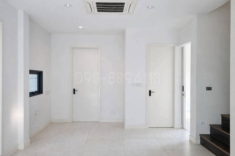 picture FOR SALE  HOUSE PROPERTY  12000000 BAHT. - 3/8