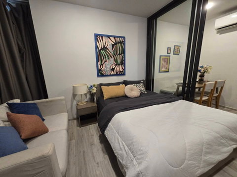 🟢ER26094 🟢 ให้เช่า / For Rent XT HUAIKHWANG 1 ห้องนอน 1 ห้องน้ำ 💰 ราคา 18,500 บาท/เดือน