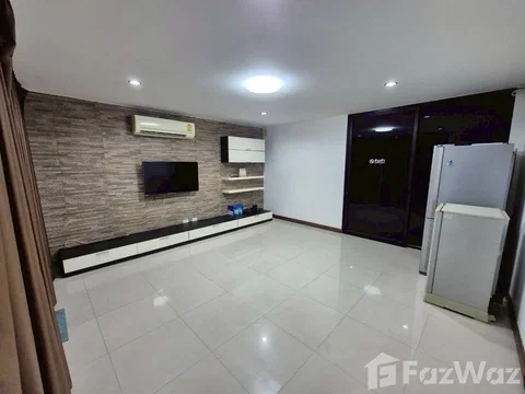 ทาวน์เฮ้าส์ให้เช่า 3 ห้องนอน ใน สามเสนใน, กรุงเทพมหานคร 6262707