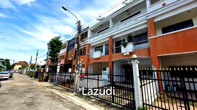 เช่าสำนักงาน ม.กรุงเทพ กล้วยน้ำไท : Luxury Home Office for rent in Phrakhanong
