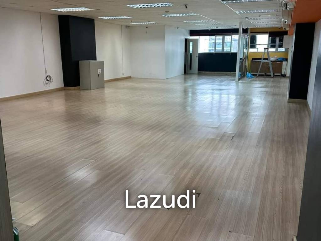 รูป Office Space for rent in Sukhumvit 13 - รูปที่ 2/3