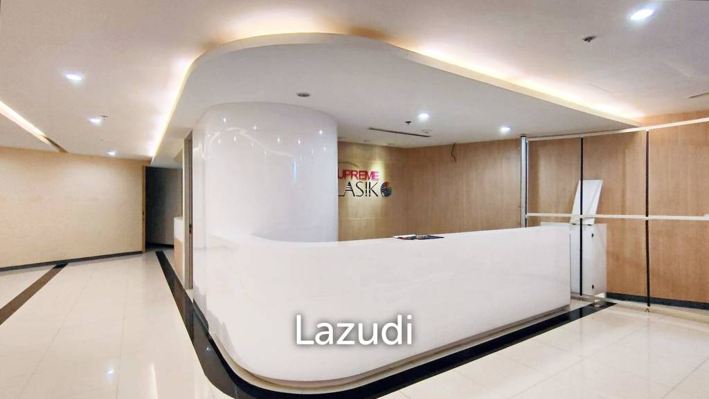picture Office space for rent in Silom - 1/10