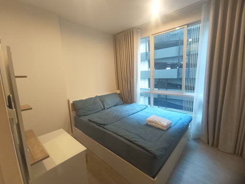 Luxury 1-Bedroom Sukhumvit Condo in the heart of Sukhumvit, near BTS Udomsuk, ready to move in – enjoy full amenities and don’t miss your dream home!