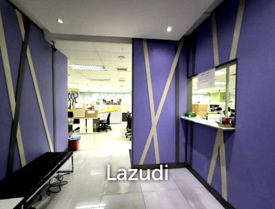 Office for rent Rama 3 Road : Khlong Toei Furnished Office with Modern Decor