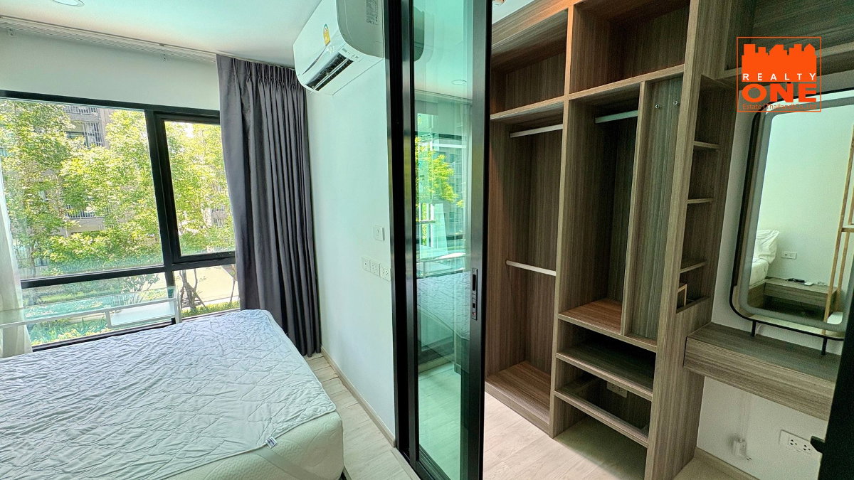picture Sale Beautiful Pool View Condo and Fully finished : The Origin Sukhumvit 105 - 8/16