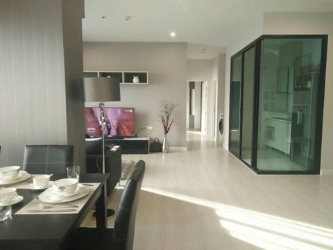 A032760 The Niche Pride Thonglor-Phetchaburi