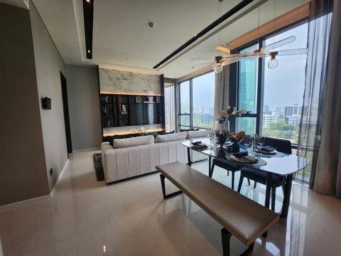 A032419 The Bangkok Thonglor