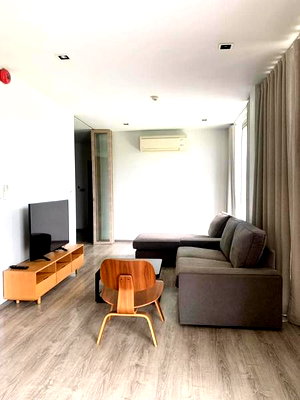 Condos for rent : A030554 D 5 Condo