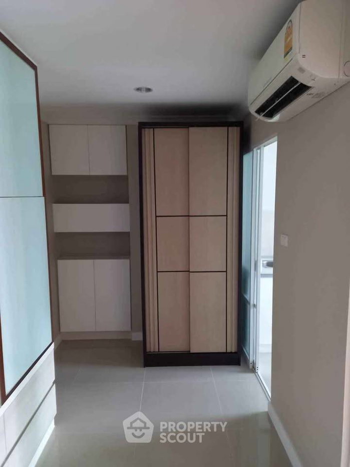 รูป คอนโด 1-ห้องนอน ที่ คอนโด ลุมพินี เพลส พระราม 9 – รัชดา ใกล้ MRT พระราม 9 (ID 2908269) - รูปที่ 4/20