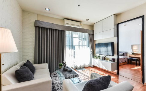 2-BR Condo at Baan Klang Krung Siam-Pathumwan Condominium near BTS Ratchathewi (ID 2900864)