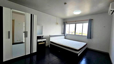 Condos for sale Big C Super Center Samut Prakan : A033625 The Seasons - Srinakarin