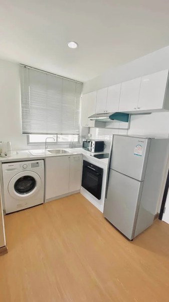 picture A034685 Plus 38 Hip Condominium - 1/8