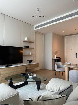 A032940 The Strand Thonglor