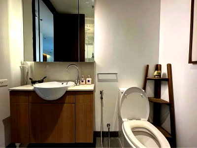 Condos for rent : A034987 The Lofts Yennakart