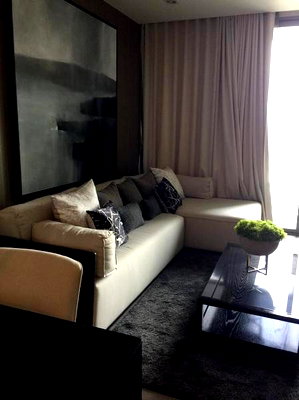 คอนโดให้เช่า : A032881 The Room Sukhumvit 69