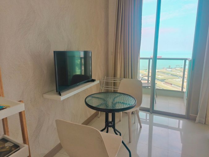 The Rivera Jomtien Pattaya-one bed room- beautiful sea view-ready to move in