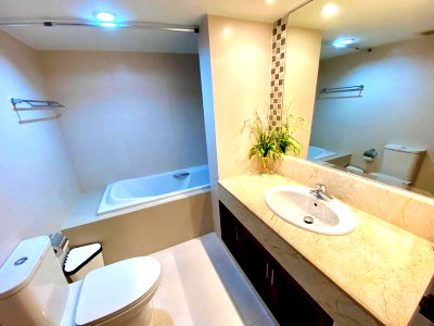 Condos for rent : A030288 Baan Suanpetch