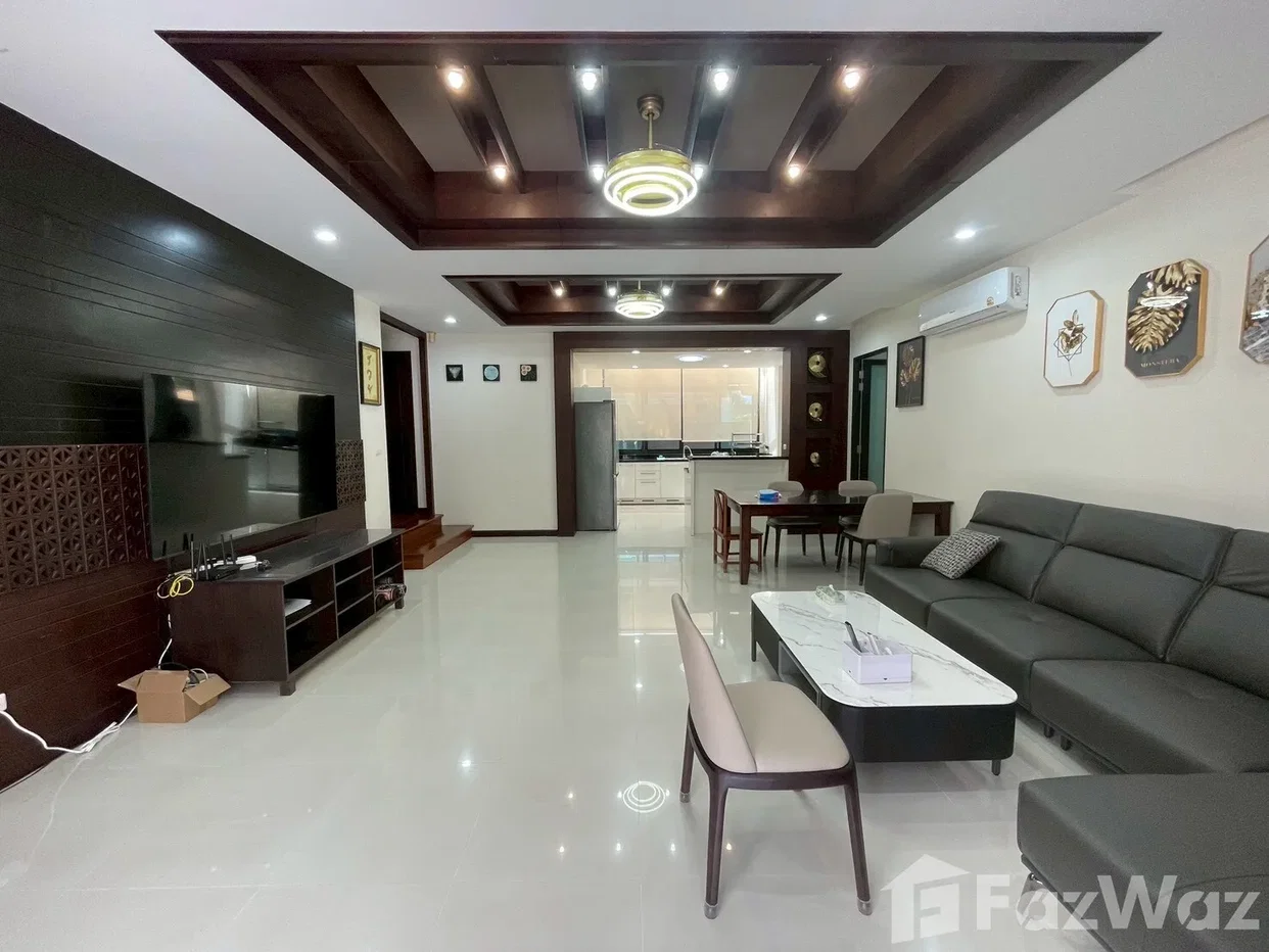 รูป วิลล่าให้เช่า 4 ห้องนอน ในโครงการ เดอะ วิลเลช แอด ฮอร์สชู พอยท์ 6263545 - รูปที่ 8/42