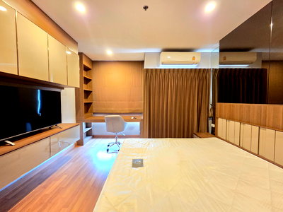 Condos for rent Pracha Chuen Road : lumpini place taopoon interchange