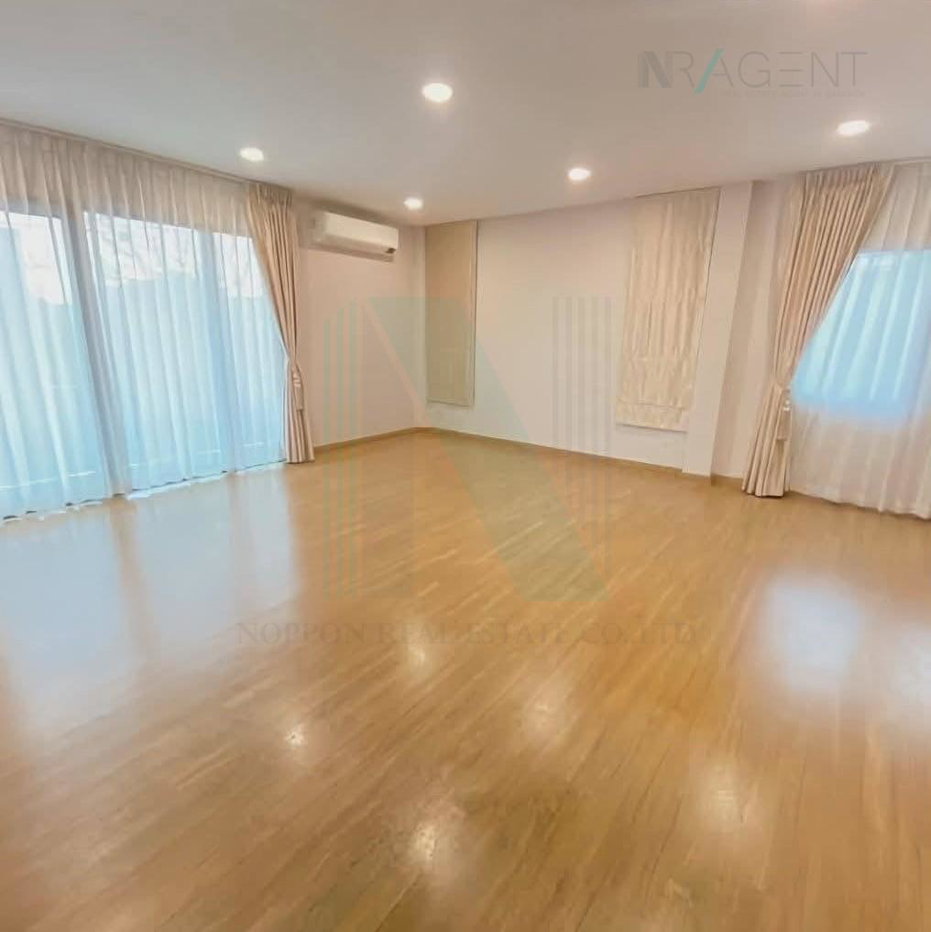 รูป 📌 ให้เช่าบ้านเดี่ยว 2 ชั้น เซนโทร รามอินทรา-จตุโชติ 2 4 ห้องนอน 5 ห้องน้ำ - รูปที่ 5/8