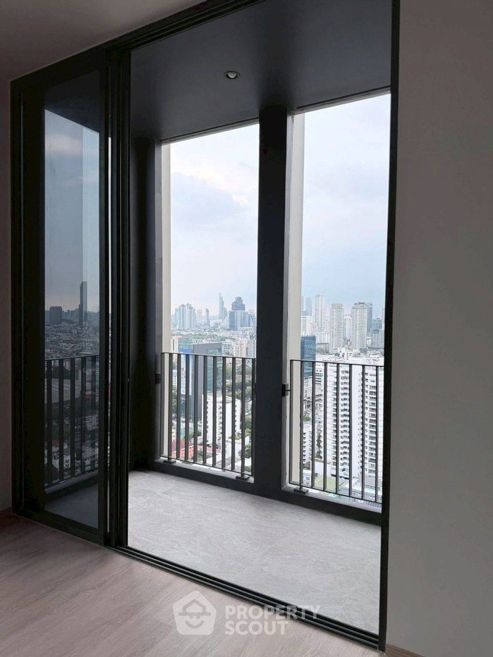 รูป คอนโด 3-ห้องนอน ที่ ดิ อิสสระ สาทร ใน ทุ่งมหาเมฆ (ID 2904480) - รูปที่ 25/26