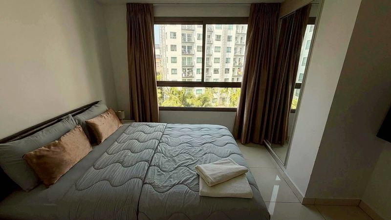 รูป คอนโด Arcadia Beach Resort พัทยา 2 ห้องนอน วิวสระ Foreign Quota เพียง 3.49 ล้าน - รูปที่ 9/13
