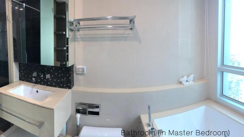 picture A032318 The address asoke - 1/8